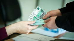 Полсотни работающих сахалинцев получают пособие на детей-инвалидов
