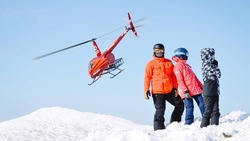Жителей Сахалина пригласили на хели-ски с помощью вертолета