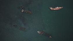 «Кладбища затонувших кораблей»: на Сахалине проходит большая чистка прибрежных зон