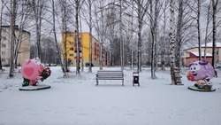 В селе Восток Поронайского района открыли сквер с «Аллеей русских сказок»
