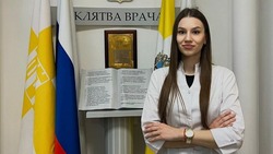 Пассажиру в бессознательном состоянии помогла врач-стоматолог на рейсе Южно-Сахалинск — Оха