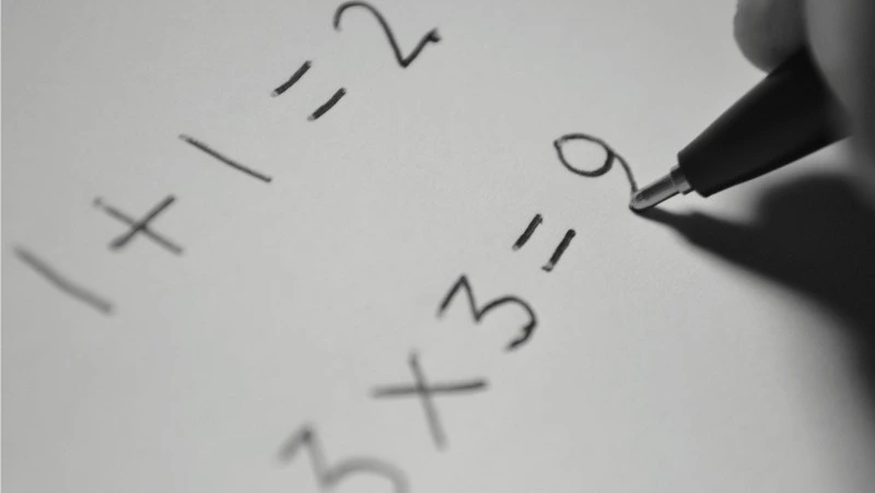 Тест по математике: сможете решить 9 простых примеров?