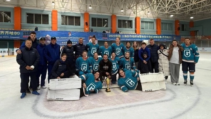 Женский хоккей на островах: команда «Сахалин» готова к первым матчам 