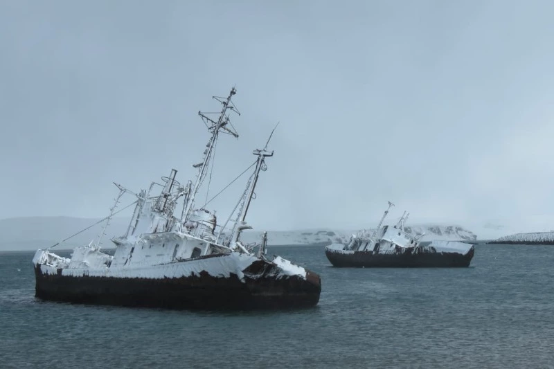 Видеофакт: как выглядит кладбище кораблей на Курилах