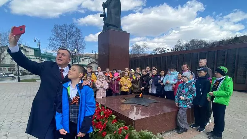 «Урок Победы» провёл губернатор для сахалинских школьников
