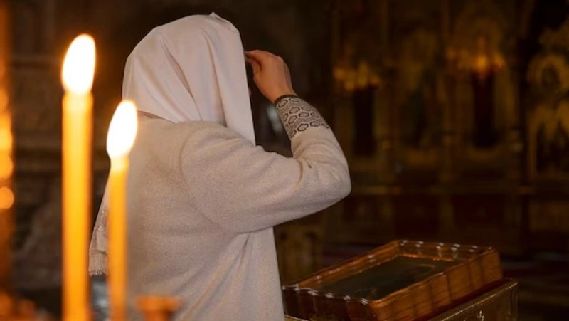 Церковный праздник 4 февраля 2026: традиции, строгие запреты и народные приметы дня