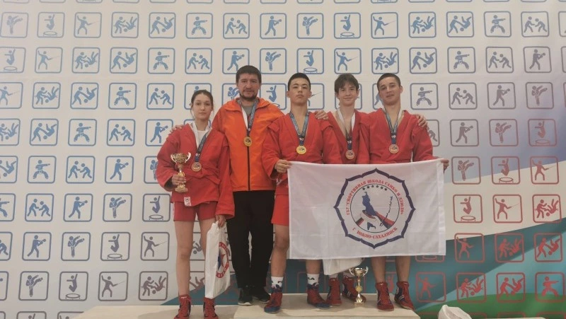  Сахалинские самбисты получили шесть наград Всероссийского турнира
