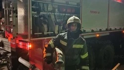 Крыша частного дома сгорела в селе Корсаковского района