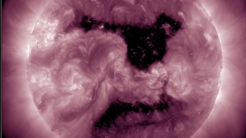 Выходные испортят мощные геоудары: на Землю обрушится затяжная магнитная буря