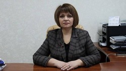 Ирина Карпукова пришла на пост мэра Смирных с новой машиной