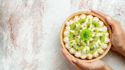 Рисовать на тортах за три тысячи в день: необычные вакансии для дальневосточников