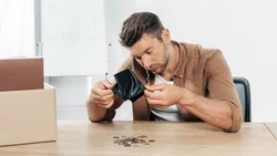 Мужчину из Долинска осудили за долг по алиментам, несмотря на его попытки оправдаться 