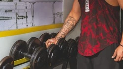 Бодибилдер подал в суд на фитнес-клуб, не пускающий его на тренировки на Сахалине