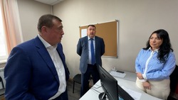 Лекарства доступнее, жалоб меньше: центр мониторинга отчитался губернатору Сахалинской области