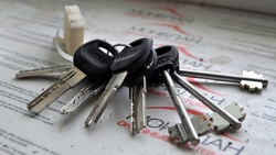 Жильцы второго арендного дома в Долинске получили ключи от квартир