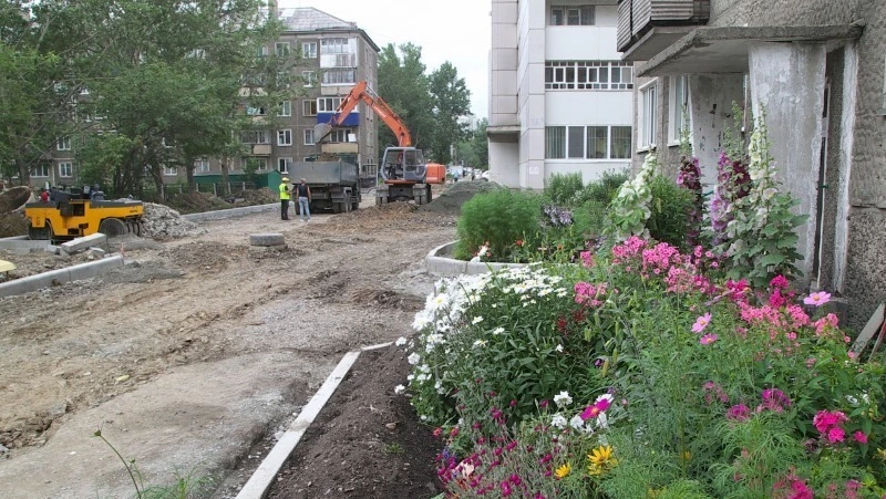 Обновленные дворы со дня на день появятся на севере Сахалина