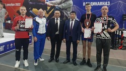 Сахалинцы завоевали три медали Всероссийских соревнований по мас-рестлингу