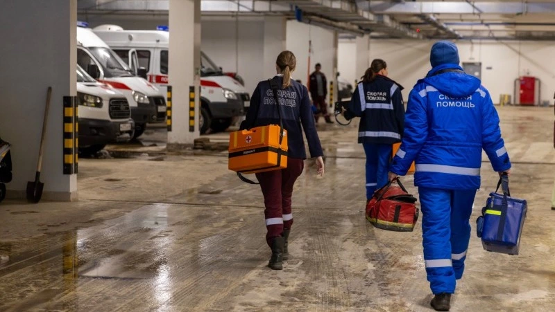 Медики совершили более 300 выездов в условиях метели на Сахалине