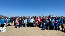 Жители Сахалина собрали 295 мешков мусора на озере Изменчивом