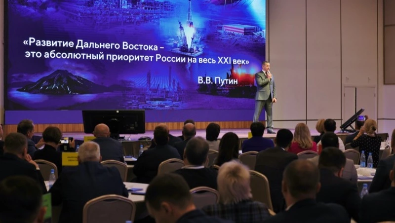 Участники с Сахалина рассказали о семинаре «Разговоры о важном для взрослых» в Москве