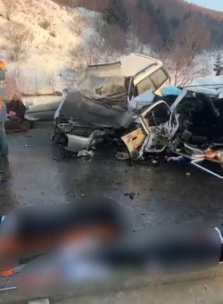 «Два человека погибли и трое пострадали»: страшное ДТП произошло на юге Сахалина