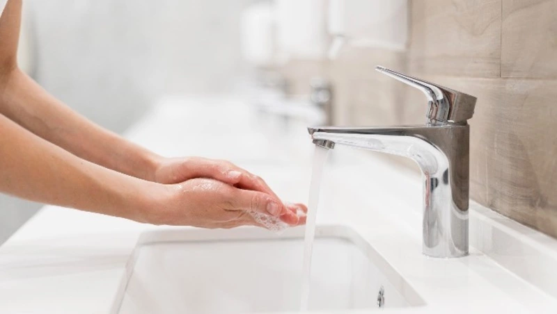 Десятки домов в Южно-Сахалинске отключат от холодной воды 13 апреля