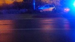 Пьяный водитель врезался в столб на трассе Корсаков – Новиково 