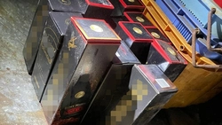 Более 60 литров незаконного элитного алкоголя обнаружили на судне возле Курил