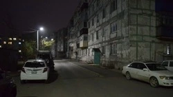 Тело 47-летнего мужчины обнаружили в подъезде одного из домов Холмска