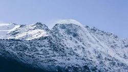 Сход лавин прогнозируют в пяти районах Сахалинской области в выходные