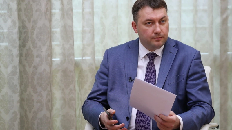 Минздрав открыл запись на линии «1-300» для желающих сдать тест на коронавирус