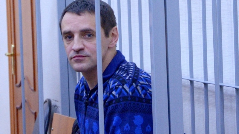 Сахалинцы передали экс-советнику Хорошавина в СИЗО новогодний подарок