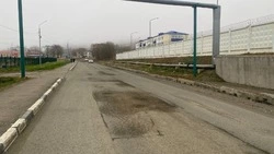 Состояние асфальта, бордюров и дорожных знаков проверили в Макарове 