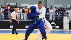 Сахалинские спортсмены поборолись в традиционном турнире и первенстве по дзюдо