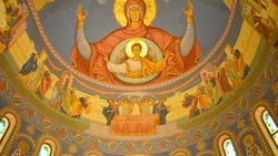 Пасхальное богослужение в соборе Рождества Христова в Южно-Сахалинске. Прямой эфир