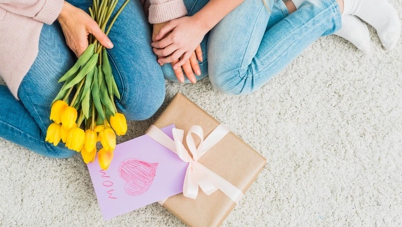 Полезные подарки ко Дню матери: идеи для уюта, отдыха и вдохновения