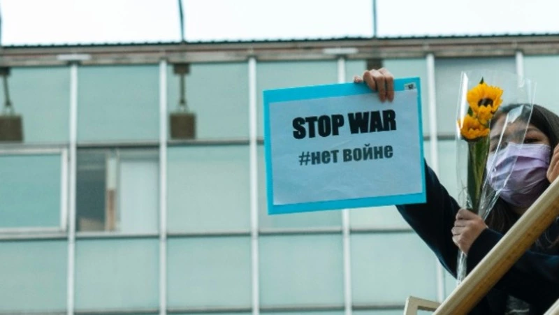 Ликвидация российских СМИ, за антивоенные акции отправят на Донбасс. Новости 4 марта