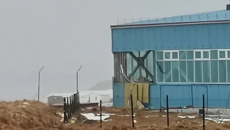 Минспорта проверит ремонт разрушенной спортшколы с бассейном в Южно-Курильске