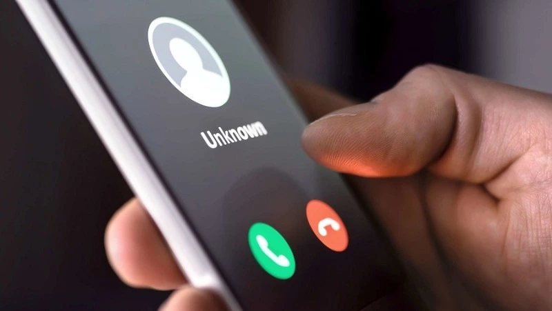 Жители Сахалина добровольно отдали мошенникам около 12 млн рублей