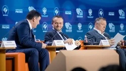 Муниципалитеты, соглашения и культура: как прошел первый день форума «Малая родина — сила России»