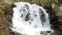 Сахалинские туристы посетили Уюновский водопад