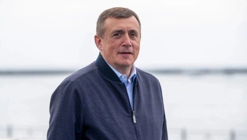 Валерий Лимаренко поздравил социальных работников с профессиональным праздником