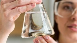 Специалисты обнаружили отклонения в восьми пробах воды на Сахалине