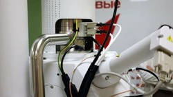 В СахГУ открыли лабораторию микроскопии 