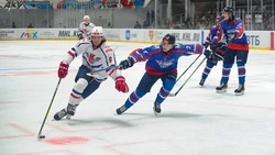 «Сахалинские Акулы» пропустили три шайбы за 162 секунды в матче с «Крыльями Советов»