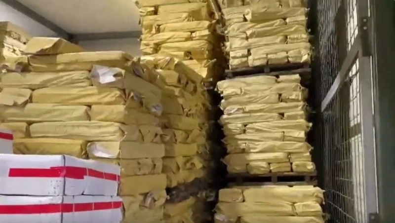 Предпринимателя из Южно-Сахалинска будут судить за продажу нелегальной рыбы       