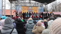 Более десяти тысяч человек пришли отпраздновать Масленицу в городской парк Южно-Сахалинска