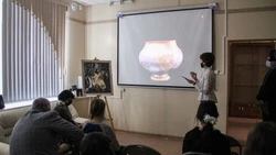 Корсаковцы на онлайн-прогулке оценят 100 шедевров из московского музея