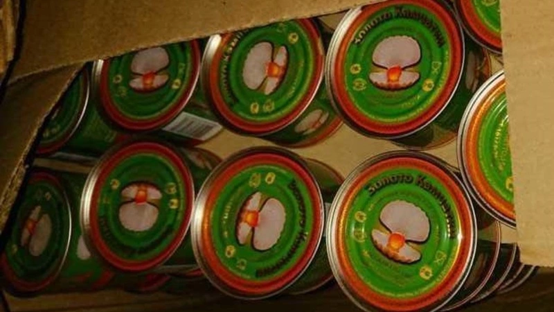 В Московской области в условиях полной антисанитарии фасовали «сахалинскую» икру