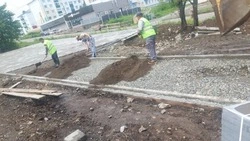 В Макарове строители создают крупный пешеходный кластер